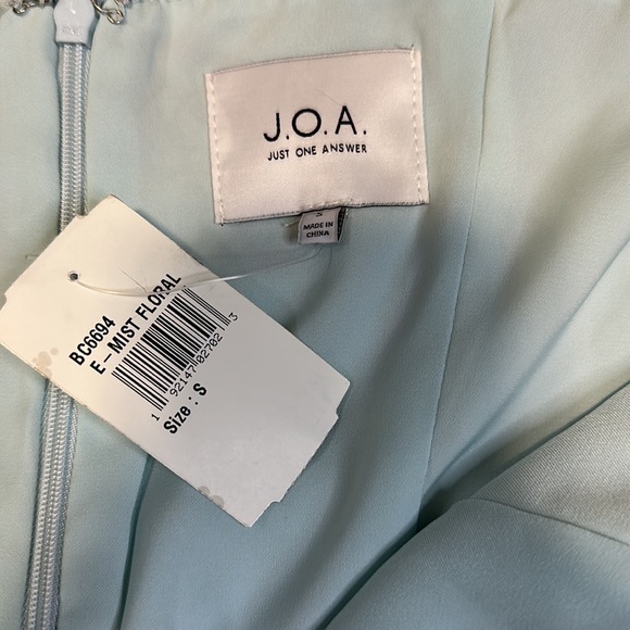 J.O.A. Light blue & coral floral midi dress S - Picture 10 of 13
